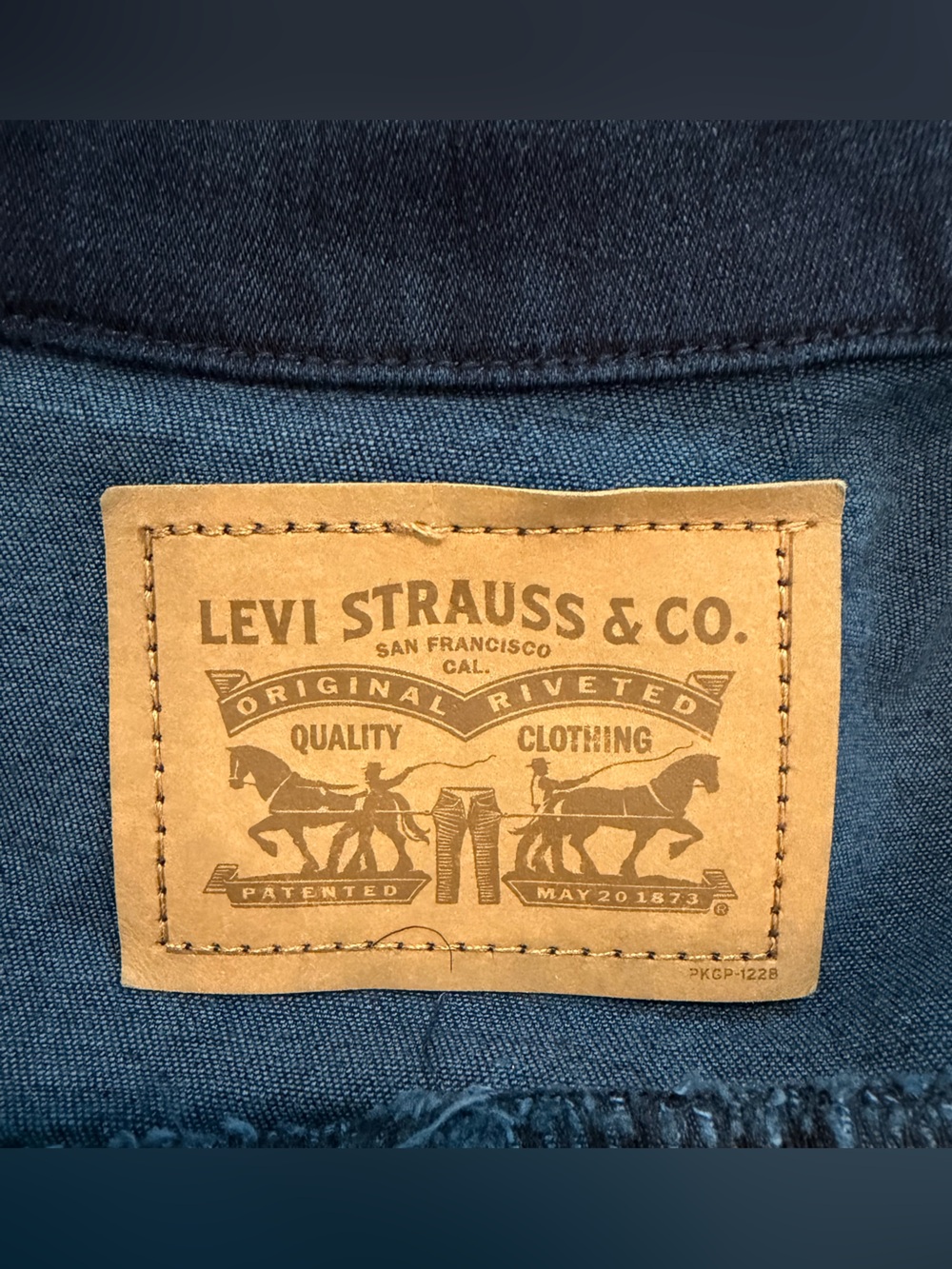 Levi's Toddler Navy Blue Denim Jacket - Button Front - Picture 4 of 5